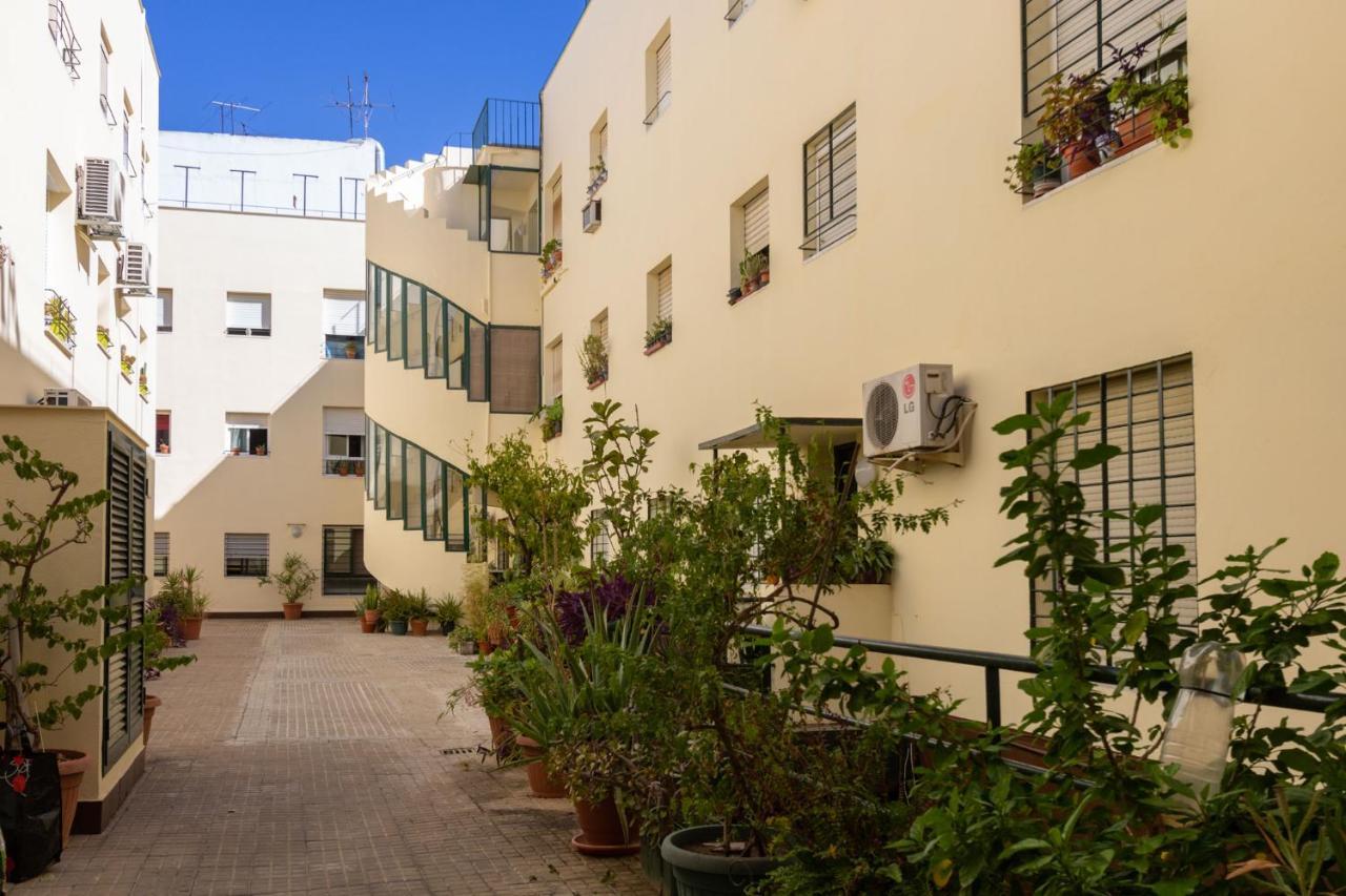 Colours Apartment And Garage Historical Center 4 Pax Sevilla Kültér fotó